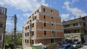 Акт 14 — приета е конструкцията на сградата